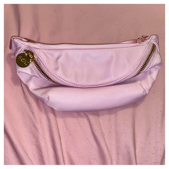 NWOT Stoney Clover Lane Pink Fanny Pack - Picture 4 of 10